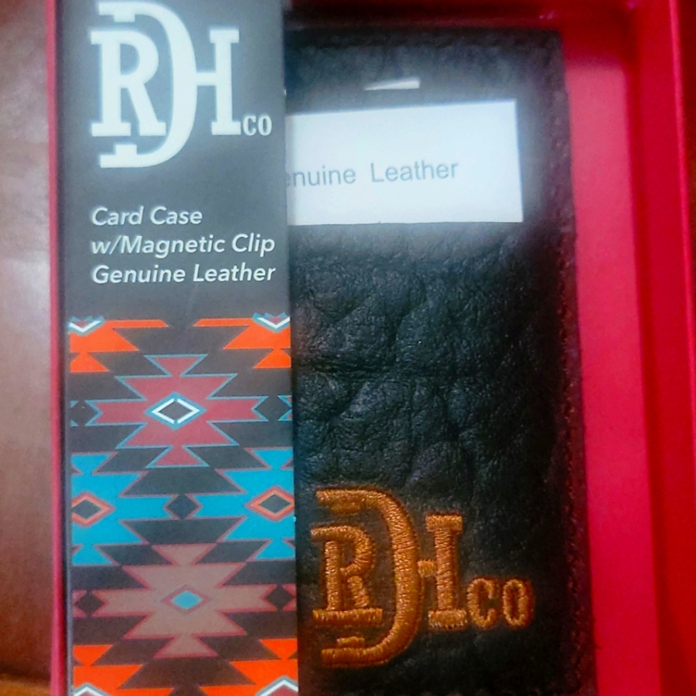 Red Dirt Hat Money Clip.